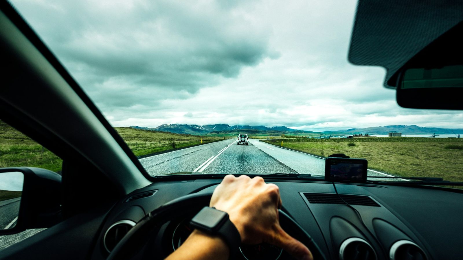 Car Hire Licence and Age Requirements: Who Can Rent a Car?